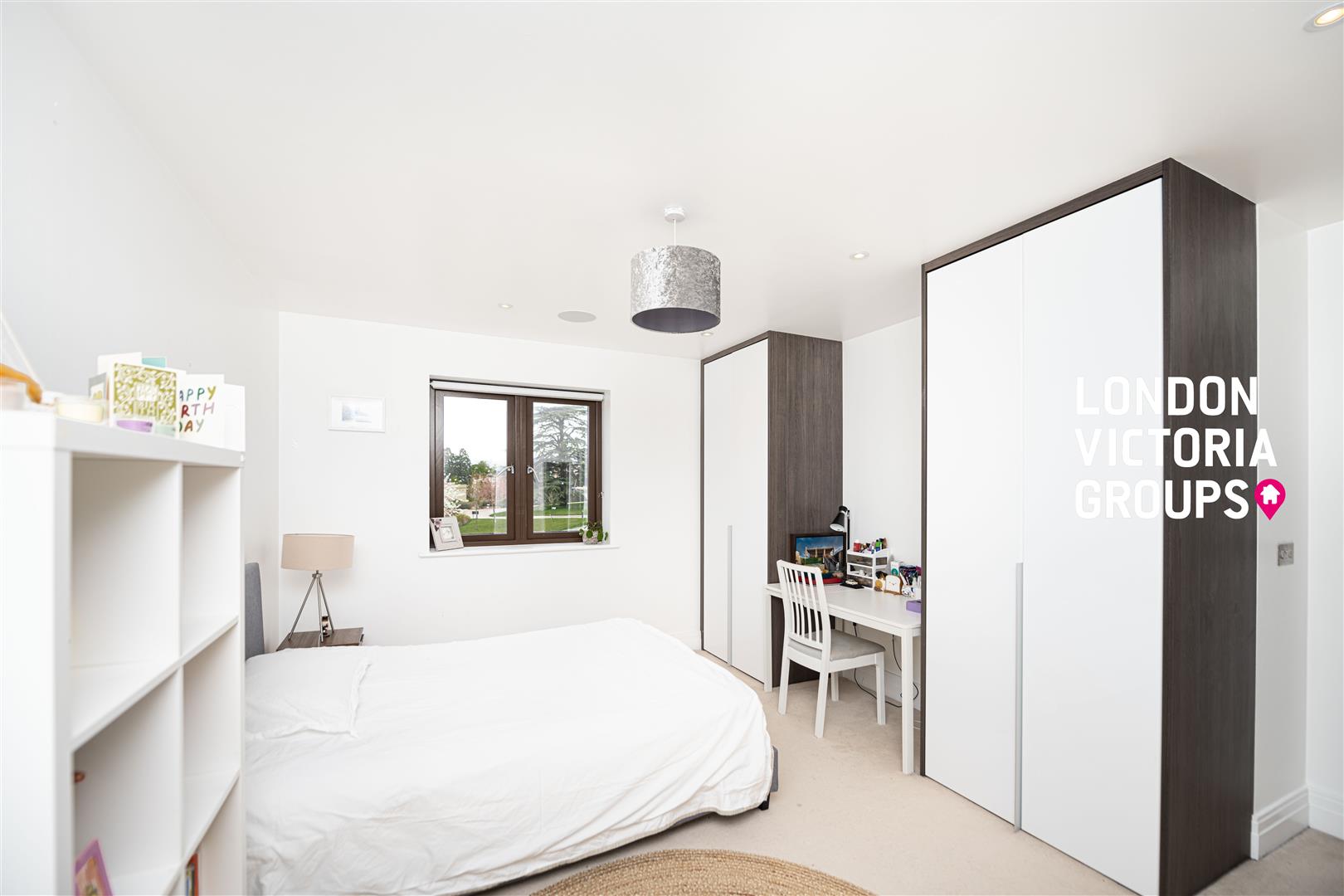 Duchess Crescent, Stanmore